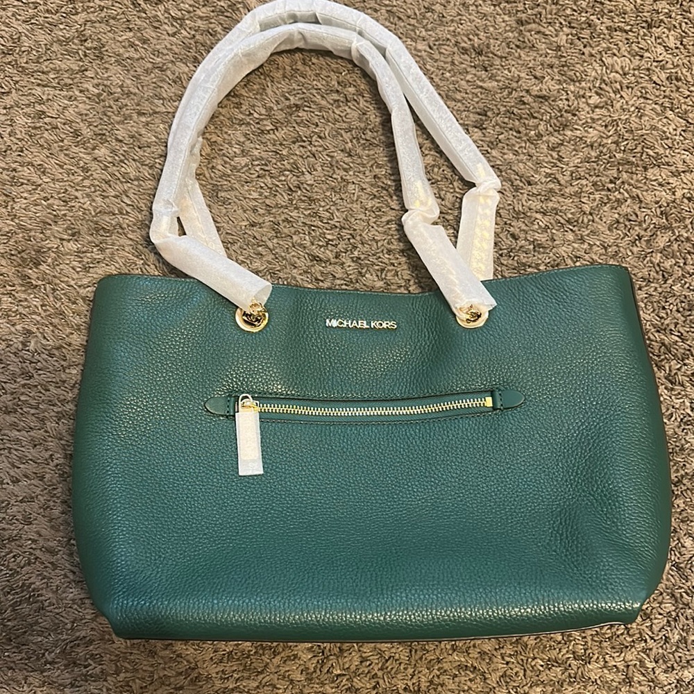 Michael kors tote purse